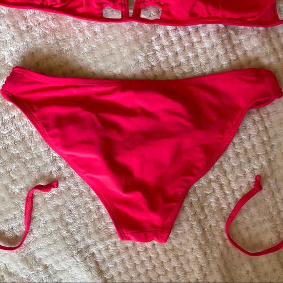 NWT Heat Two Piece Bikini Set - Picture 5 of 5